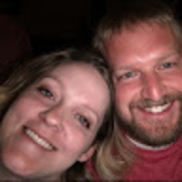 Meet your Posher, Carolyn - Picture 1 of 1